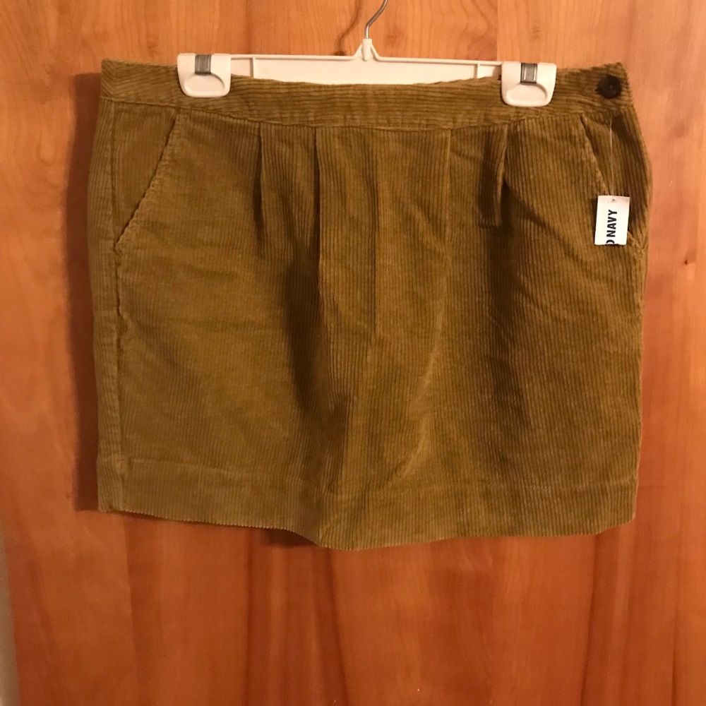 Corduroy mini skirt